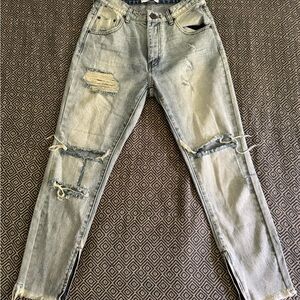 One Teaspoon Awesome Baggies Distressed Jeans
